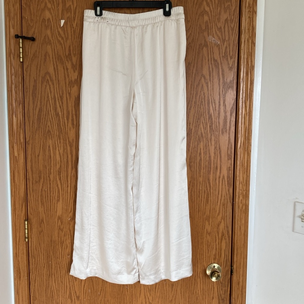 Elegant off White Wide-Leg Pants - Picture 4 of 8